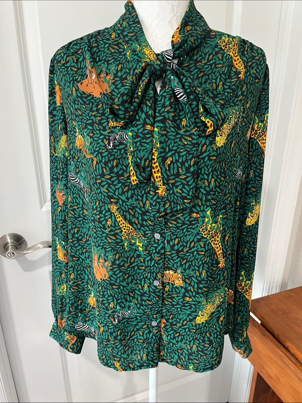 J. Crew Green Safari Animal-Print Tie-Neck Button-Down Blouse NWOT. SZ M